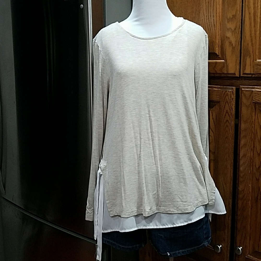Pebble and Stone soft lined top. Bundle 3 for$10